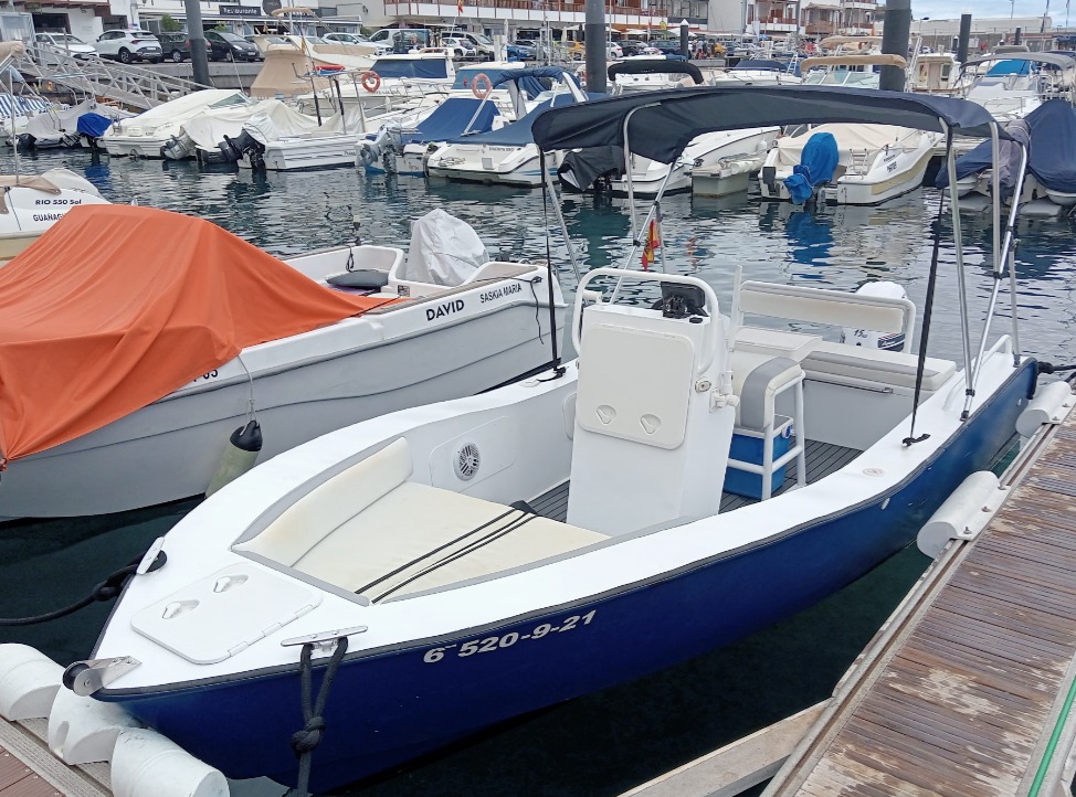 Barco sin licencia Anaga (Los Gigantes/ Radazul)